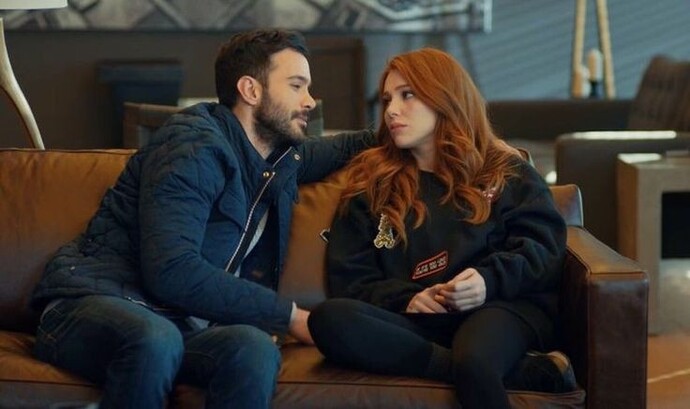 Sevgiliniz dışarıda zaman geçirmek yerine hep evde buluşmak istese ne düşünürdünüz?