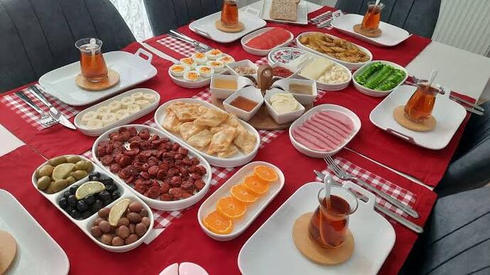 Kahvaltıda her gün aynı şeyi mi yersiniz, yoksa sürekli değişiklik mi ararsınız?