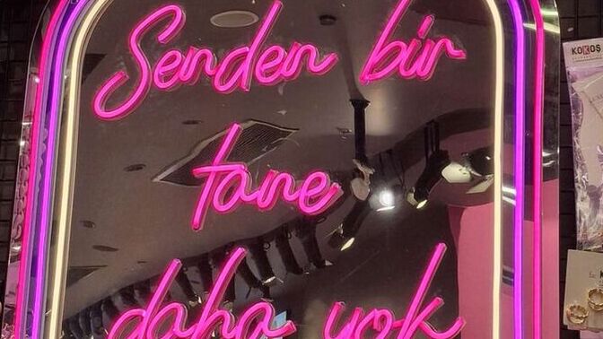 Sizi üç emojiyle tanımlayacak olsak hangilerini seçerdik?