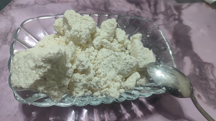 Kas yaparken günde 1 paket lor peyniri yemek mi daha mantıklı yoksa protein tozu mu?