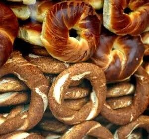 Günaydın sabah işyerinde simit mi yersiniz poğaça mı?