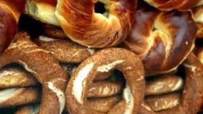 Günaydın sabah işyerinde simit mi yersiniz poğaça mı?