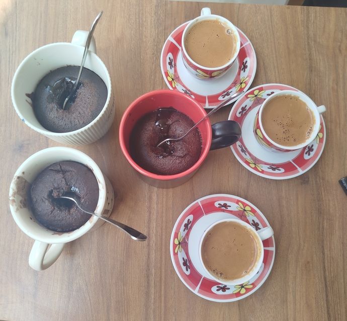 Kahvenin yanına en çok hangi tatlı yakışıyor, sizin favori eşleşmeniz ne?