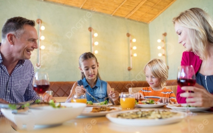 Restorantta eşini es geçip sadece kendisi ve çocuklarına sipariş vermesi boşanma sebebi midir?