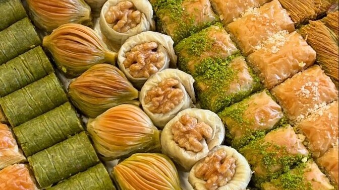 Fıstıklı baklava sever misiniz?