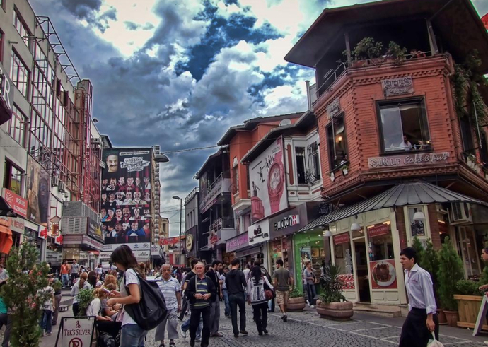Yurt dışı mı geri de , Türkiye mi geri de?