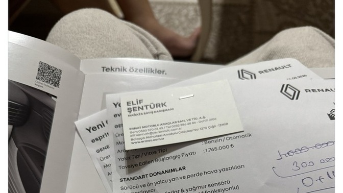 Son model Clio alan kadın neden bu kadar linçlendi. Kadını haklı bulan var mı? 2 milyona clio, opel vs alınmaz mı?
