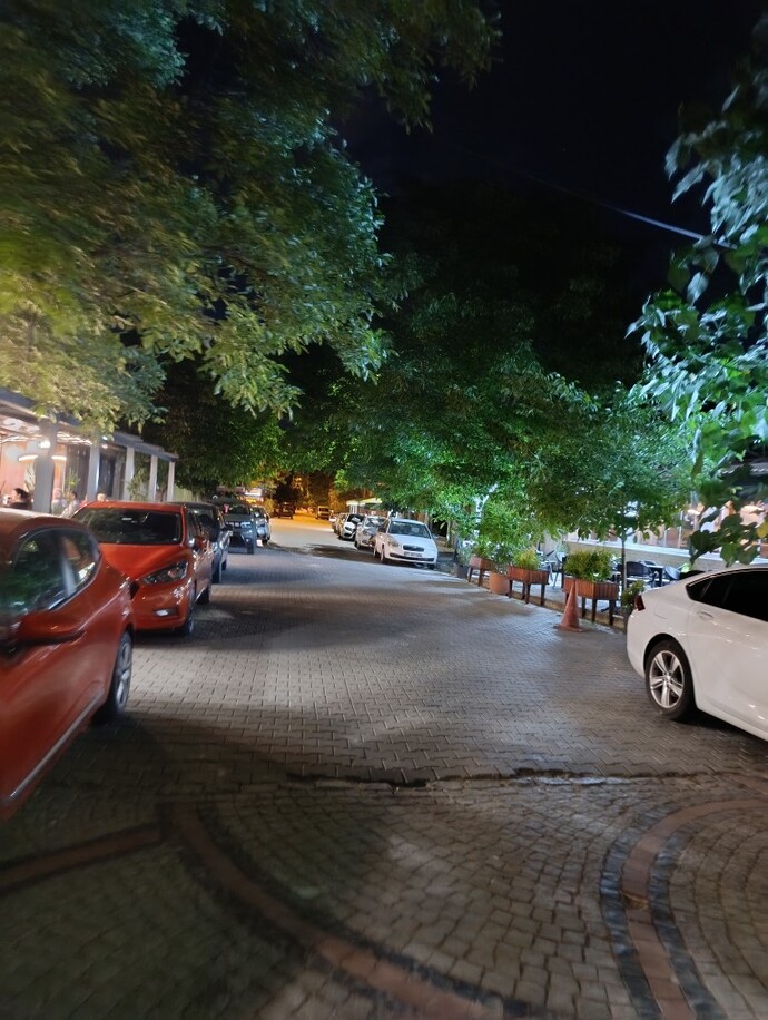 Gece yürüyüş yapmayı sever misiniz, sizce gece yürüyüşü iyi gelir mi?