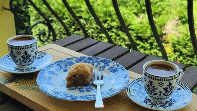 Bir dilim baklavanızı kimle paylaşırdınız?