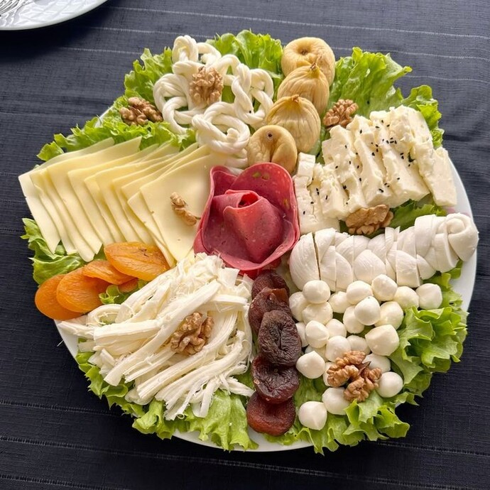 Peynirsiz kahvaltı olur mu?