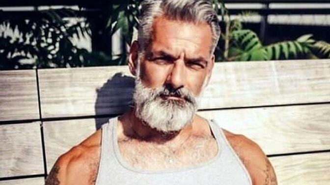 Şöyle bir erkek yaşıyor mudur?