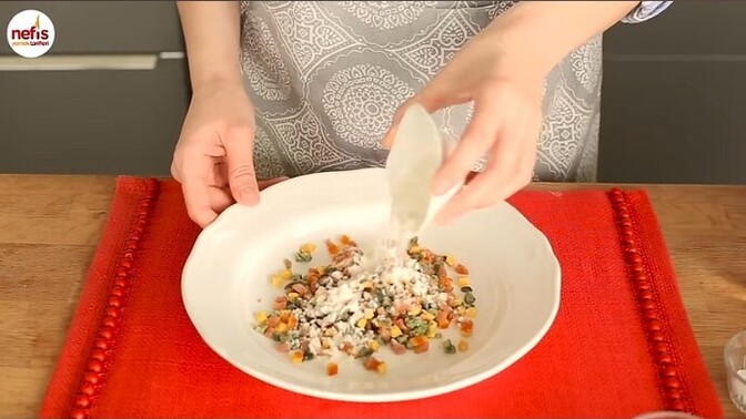 Kek için kuru meyveler neden bu kadar pahalı, kilo ile nereden alınır?