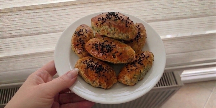 Dereotlu poğaça sever misiniz, en çok neli poğaça yapıp yemeyi tercih ediyorsunuz?