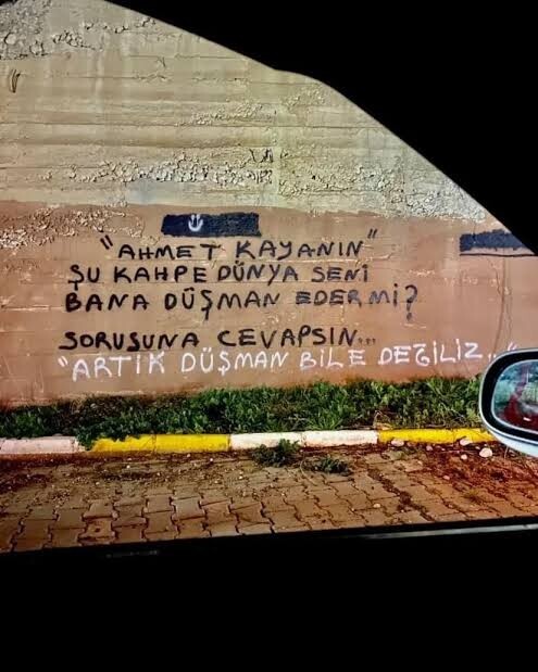 Bir zamanlar her şeyiniz olan birinin bugün düşmanınız olduğu oldu mu?