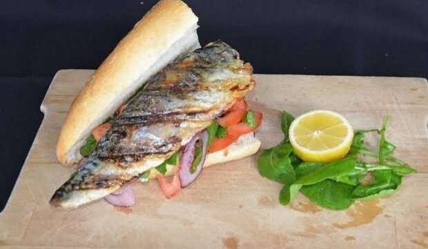 Balık ekmek sever misin?