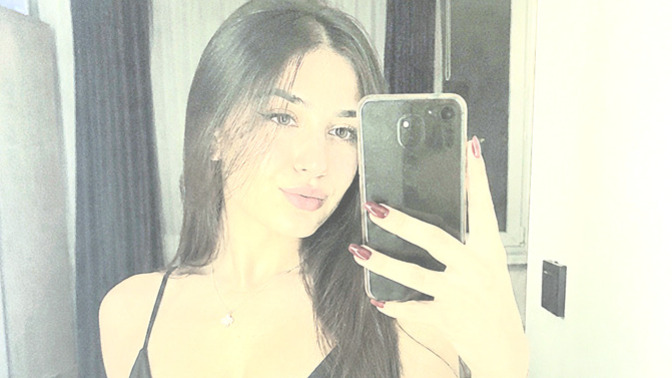 Dün düğünde bir oynadım meşhur oldum, Instagram’dan yazmışlar, sizce gerçekten güzel mi olmuş?