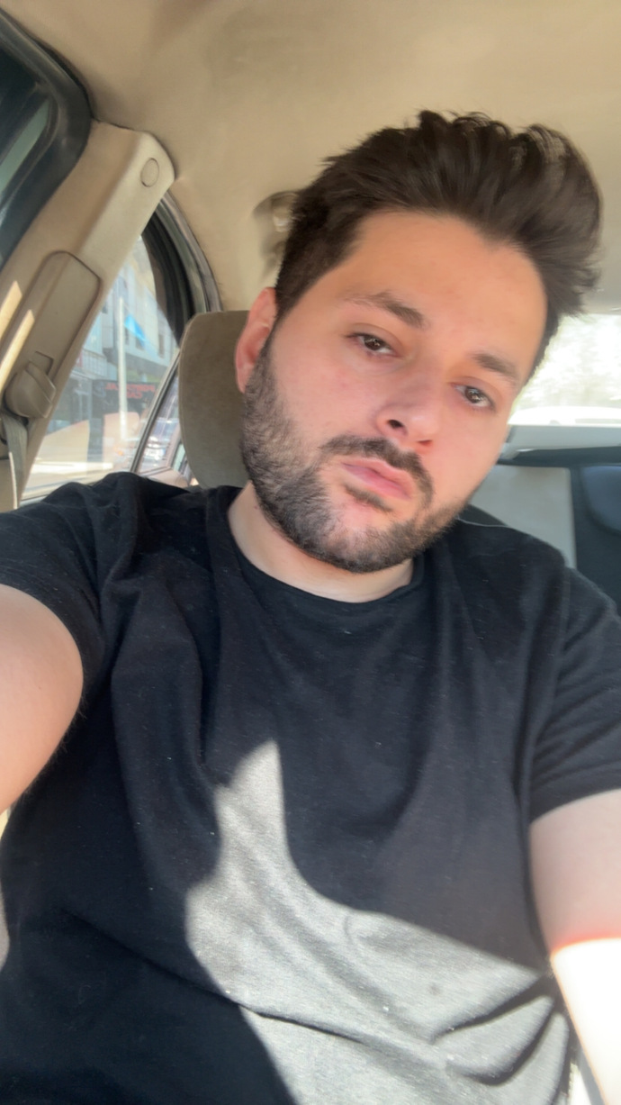 Sitede yakışıksız bulmadığınız üye var mı?