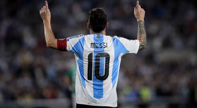Tüm zamanların en golcüsü:Lionel Messi! Ne düşünüyorsunuz?