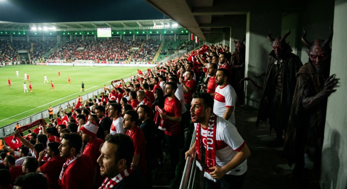Yossi Alpher’in futbol ile zihinleri meşgul edip zamanı çaldığı itirafı gerçek mi?