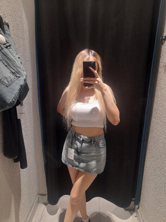 Hangi etek daha güzel durur, hangisini almalıyım sizce?