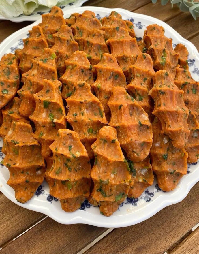 Mercimek köftesini severek yer misin?