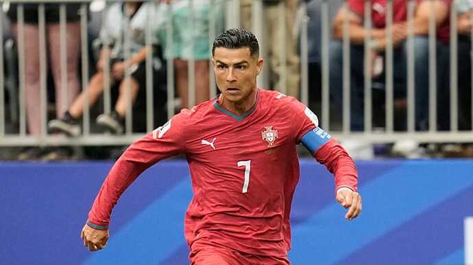 Cristiano Ronaldo geri döndü! Ne düşünüyorsunuz?