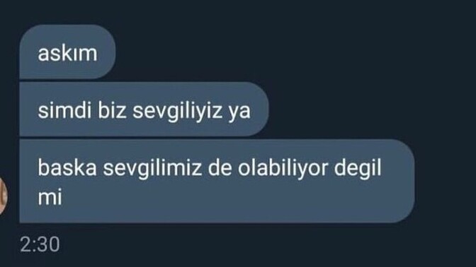 Bir tane sevgilimiz varken başka sevgililerimizinde olması normal mi?