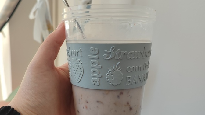 Granola+ kefir diyet kahvaltı için uygun mudur ( kefiri meyveli secmeseydim iyiydi😂) ?