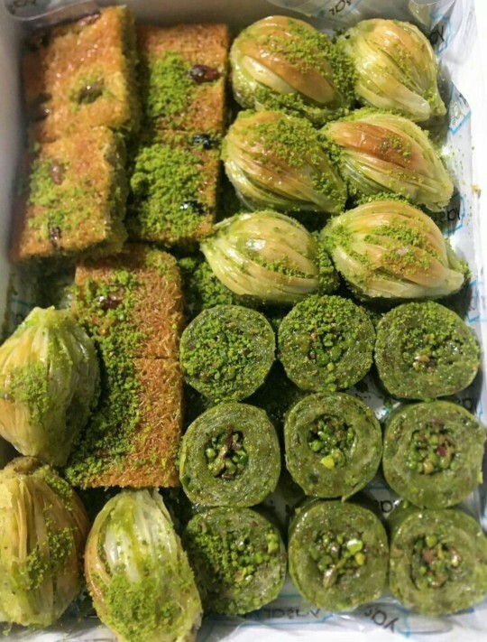 Baklava aşeriyorum ya nolucak simdi?