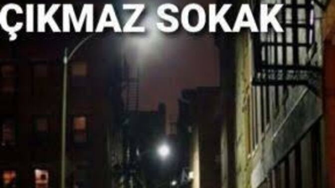 Siz de çıkmaza girince fikir aldığınız birileri var mı yoksa o çıkmazda boğulmayı mı beklersiniz?