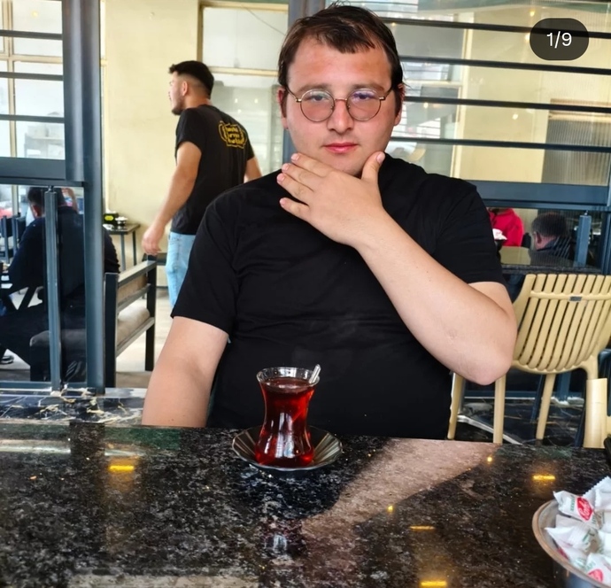 25 yaşında fiziğim ve tarzım nasıl, kızlar dürüst yorumlarınız ne olur?