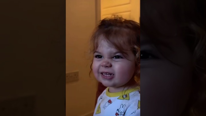 Yolda hosunuza giden birini durdurup sosyal medyasini isteyebilir miydiniz?