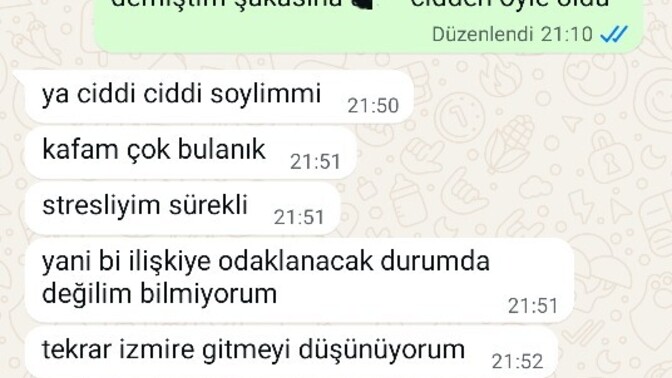 Erkek arkadasim borclar, kafa dolu bahanesiyle ayrildi, numarami silmiyor sizce geri doner mi?