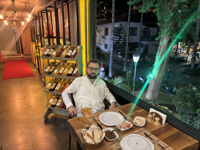 Sosyal ortamım yok, çirkin de sayılırım; bu şartlarda nasıl sevgili bulabilirim?