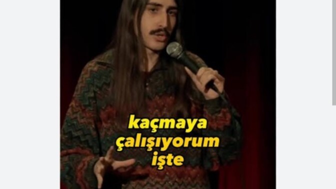 Stand up yapan Deniz Göktaş komik mi?