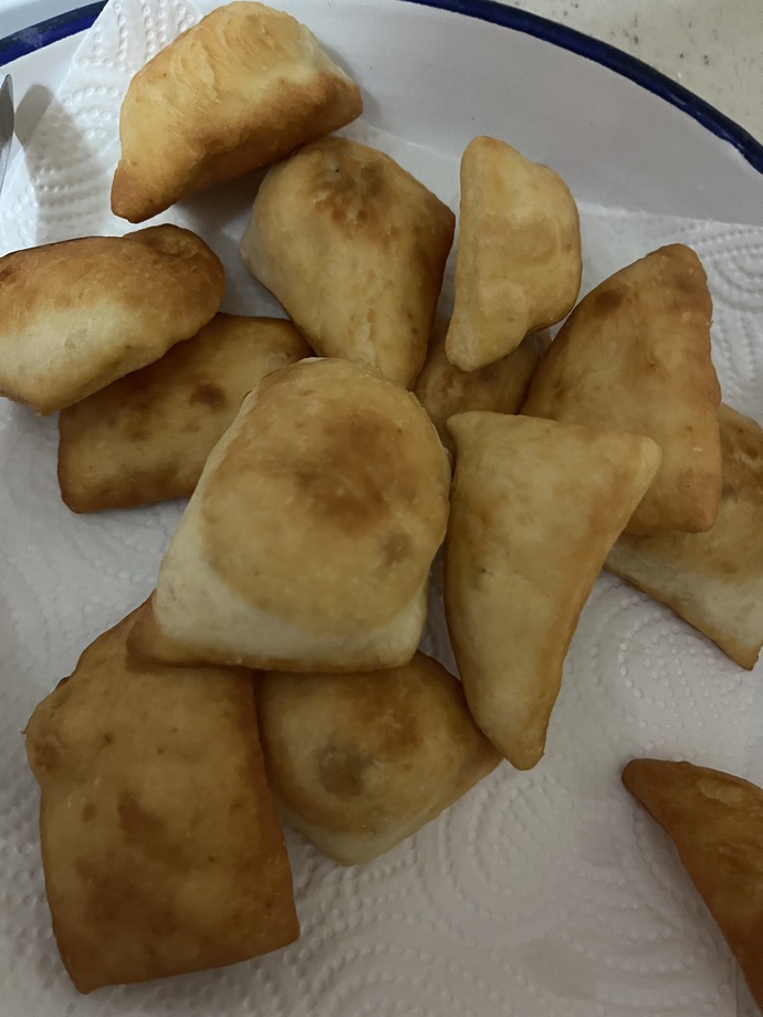 Ay pişi yaptım yer misiniz?