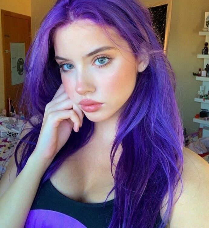Sevgilin saçını cırt bir renge boyasa ondan ayrılır mısın 🩵🩷💜?