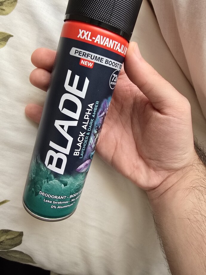 Parfüm mü deodorant mi tercih edersiniz genellikle?