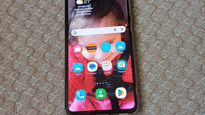 Samsung A52 mi Samsung A34 mü, hangisini almak ve kullanmak daha mantıklı?