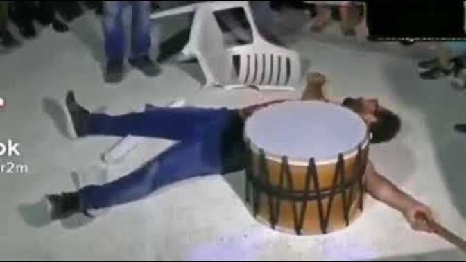 Gece davulla kapınıza gelip size mani okusam ne yapardınız?