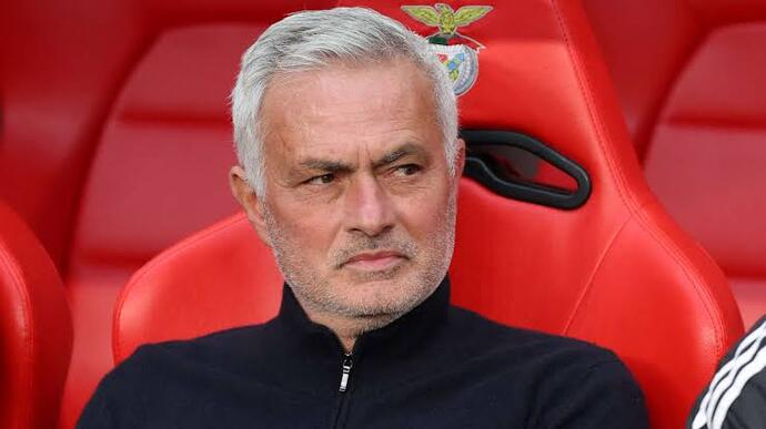 Jose Mourinhonun Türkiye’yi şikayet etmesi konusunda ne düşünüyorsunuz?