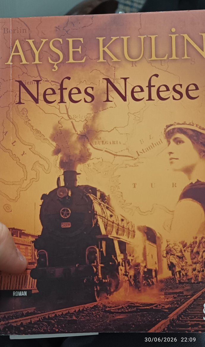 Bu akşam nasıl geçiyor, neler yapıyorsunuz ve şu an hangi kitabı okuyorsunuz?