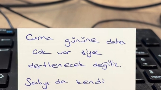 Haftanın, en sevdiğiniz günü hangisi?