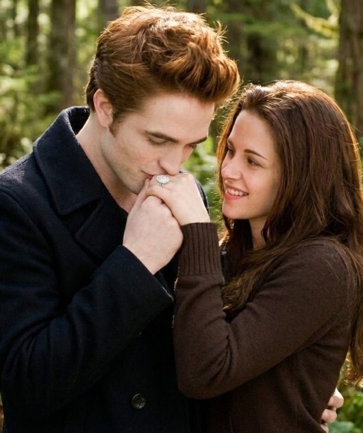 Vampir günlükleri! Edward ve Bella aşkı gerçek miydi?