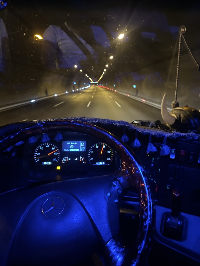 Biter mi acaba bu yollar?