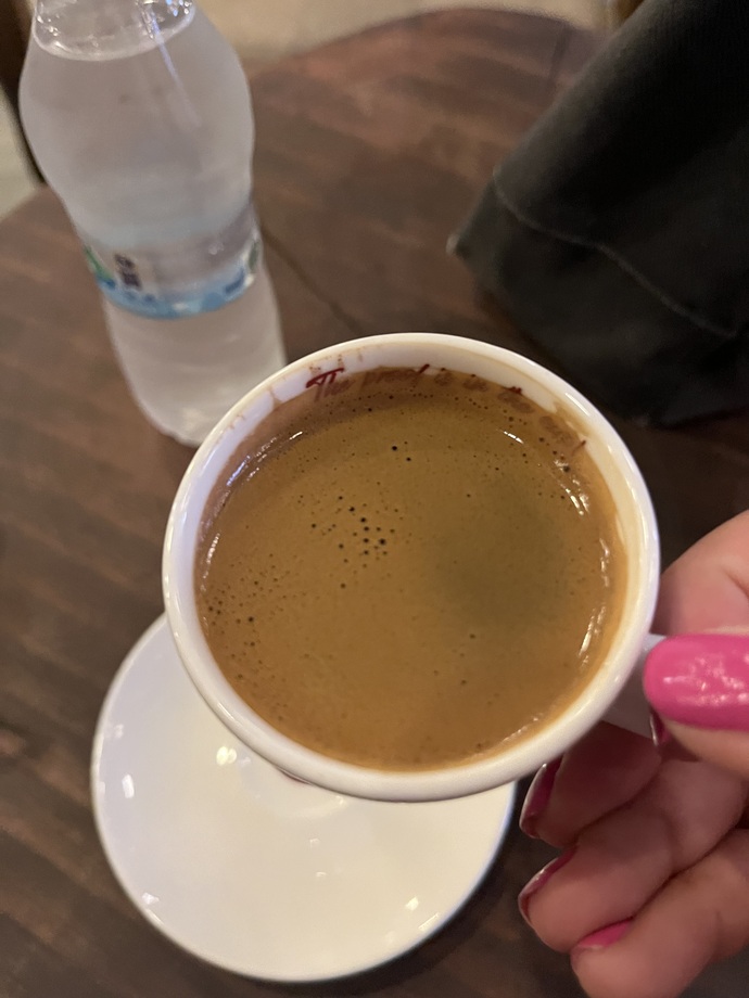 Kimler sabah kahvesi içmek istiyor?