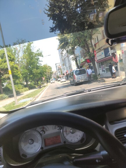 Yaz sıcağında da vakit geçmiyor be, değil mi?