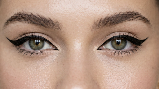 Eyeliner sever misiniz, ne sıklıkla kullanırsınız?