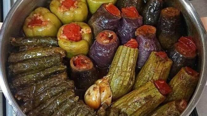 Bir tencere dolmayı tek başına bitirebileceğine inanıyor musun😄?