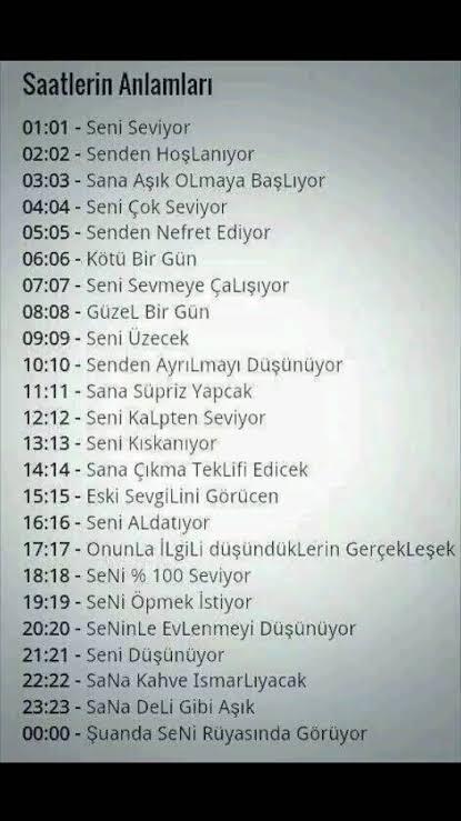 Saat 00.00 acaba o da beni düşünüyor mu😅 ya çocukken böyle saatte denk gelince böyle söylerdik, sizde var mı böyle saçma şeyler?